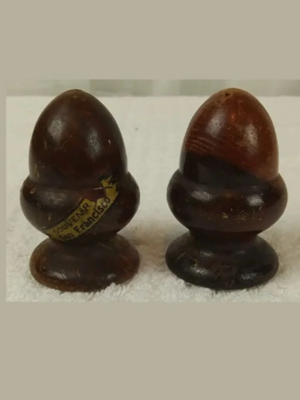 Vintage Wooden Acorn Souvenir San Francisco Salt Pepper Shakers Cork‎ 2.5